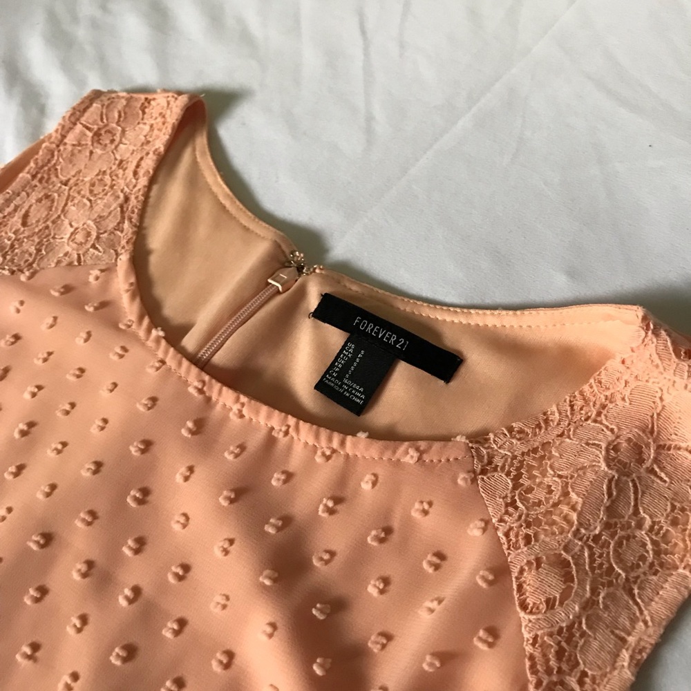 PEACH LACE DRESS - Picture 5 of 7